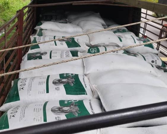 Penghantaran Palet KPFB Ke Kandang Sedim Agro Farm, Karangan Kedah (16MT) Batch 2 Pada 11 Julai 2023