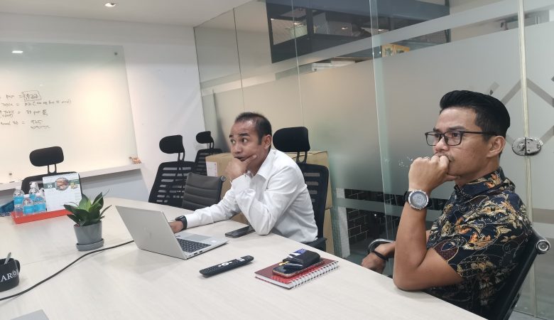 PERBINCANGAN BERSAMA PENGURUSAN SEGI CASH & CARRY SDN BHD